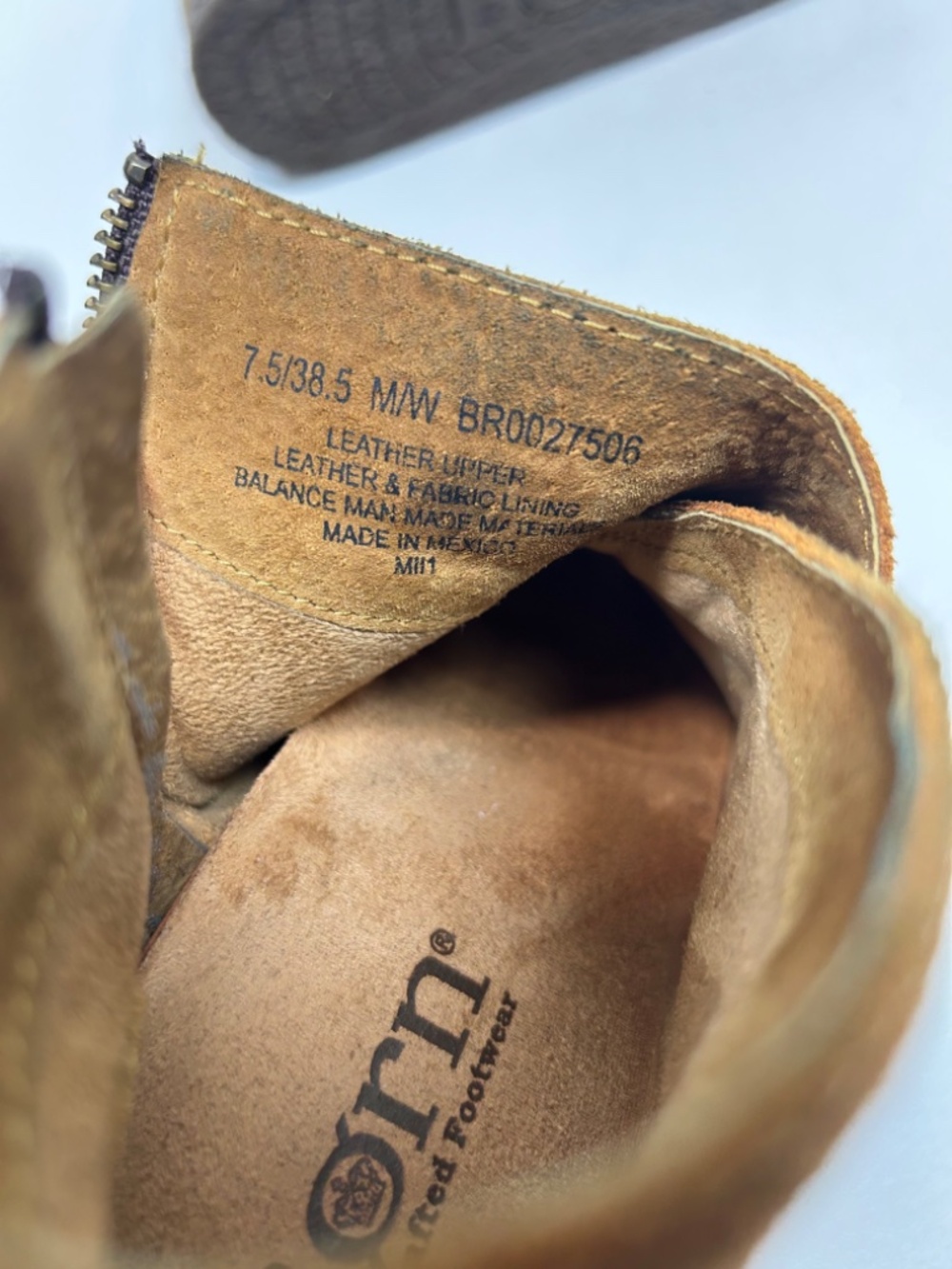 BORN Tora Bohemian Distressed Glazed Ginger Leather Ankle Boots size 7.5 NWOB - Picture 8 of 8
